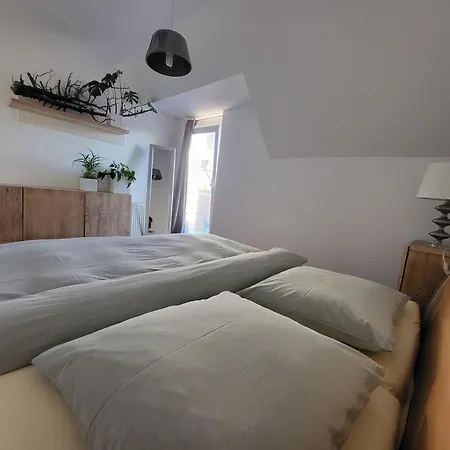 Airport Viena Lägenhet